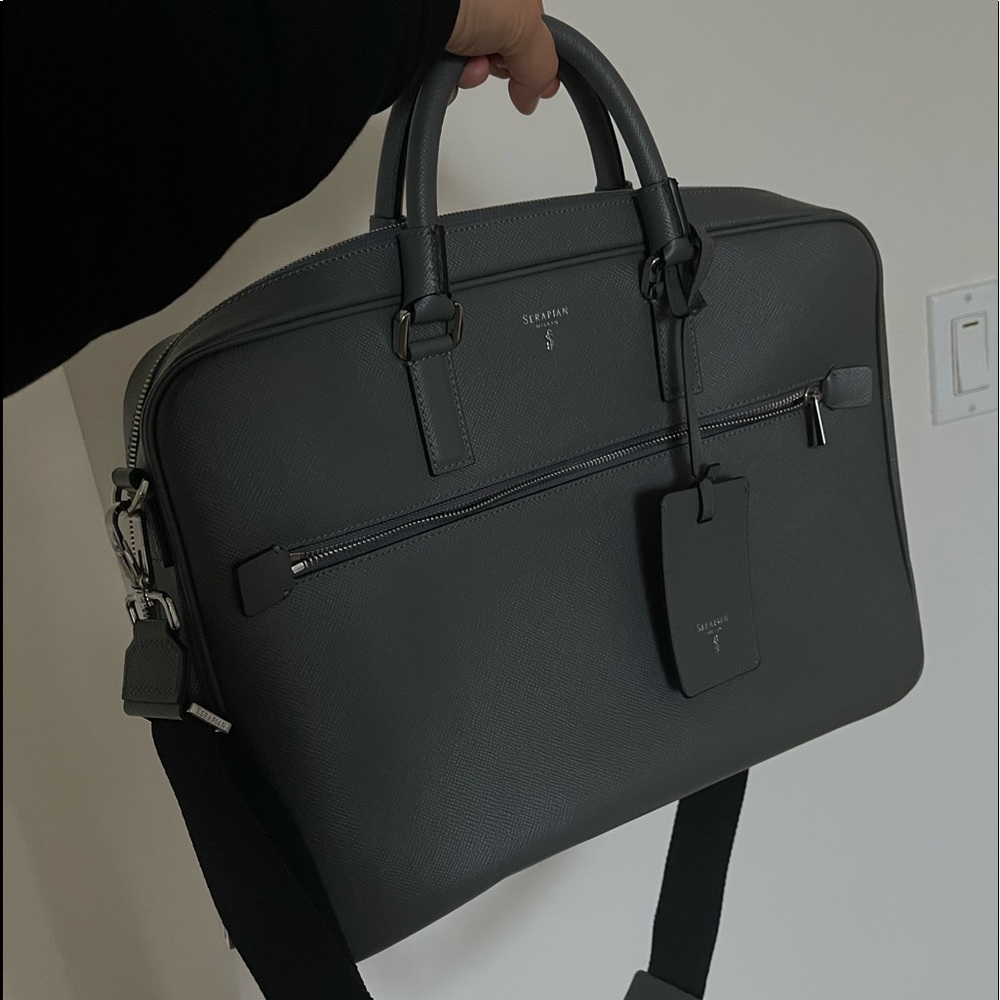 DOUBLE GUSSET BRIEFCASE